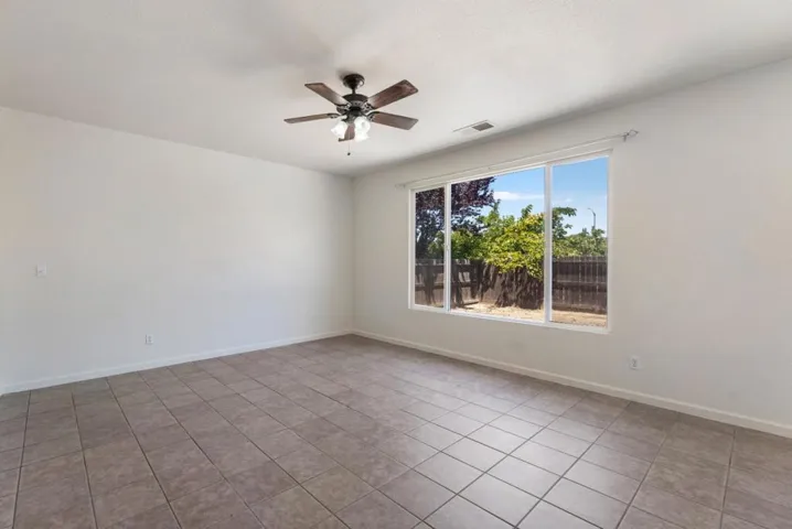 3 Mill Springs Court, Pittsburg, California 94565