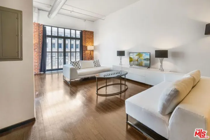 1645 N Vine Street 905, Los Angeles, California 90028