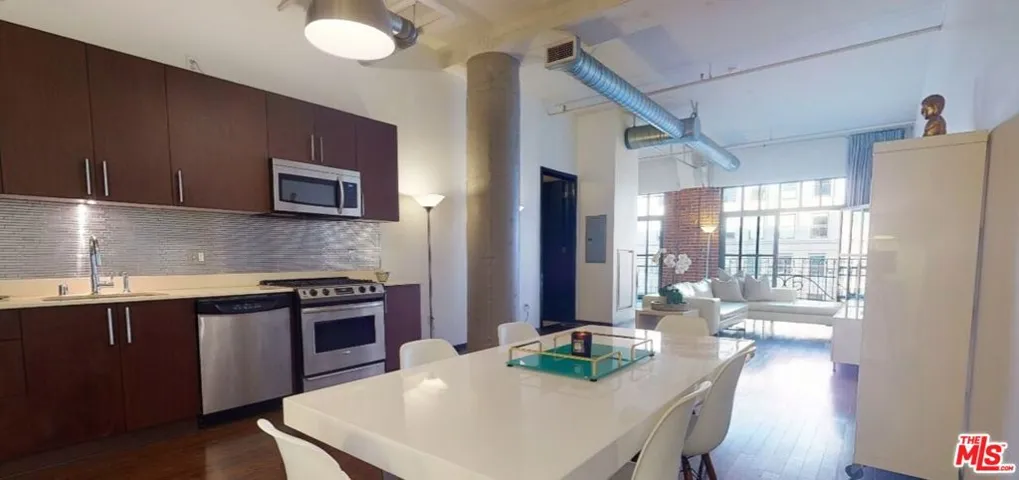 1645 N Vine Street 905, Los Angeles, California 90028