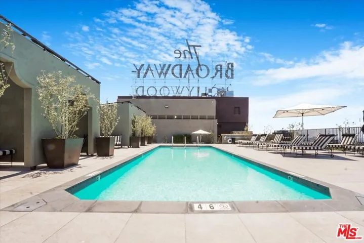 1645 N Vine Street 905, Los Angeles, California 90028