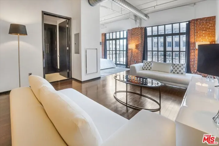 1645 N Vine Street 905, Los Angeles, California 90028