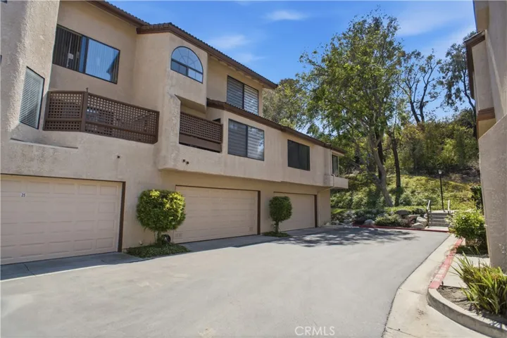 24 Rock Cliff Place, Pomona, California 91766