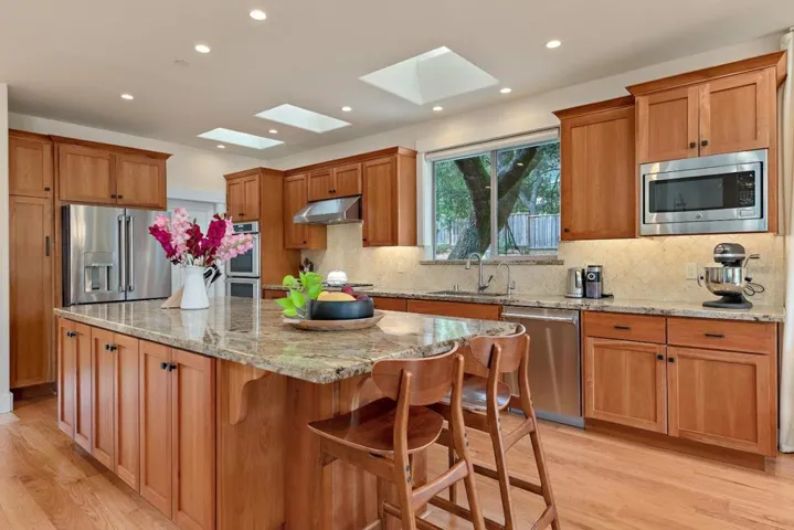 512 Lockewood Lane, Scotts Valley, California 95066