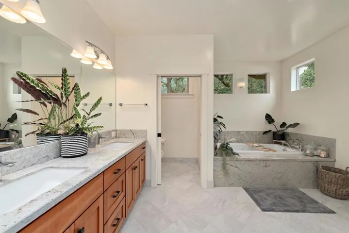512 Lockewood Lane, Scotts Valley, California 95066