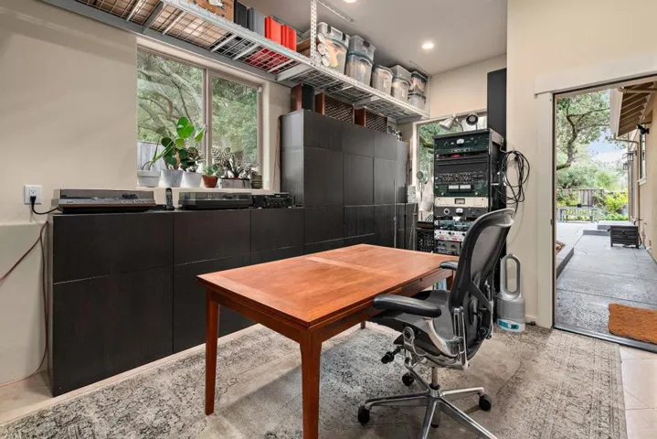 512 Lockewood Lane, Scotts Valley, California 95066