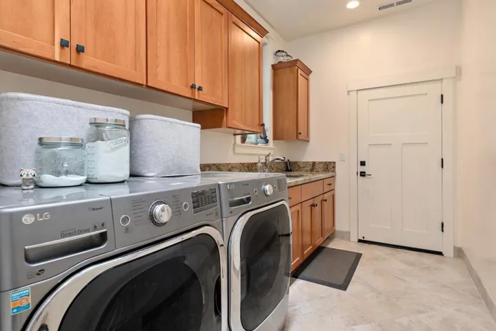 512 Lockewood Lane, Scotts Valley, California 95066