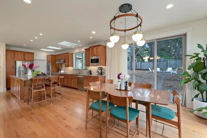 512 Lockewood Lane, Scotts Valley, California 95066