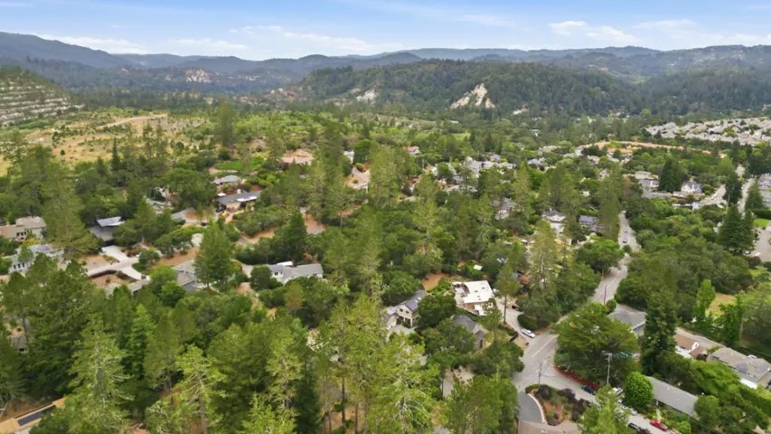 512 Lockewood Lane, Scotts Valley, California 95066