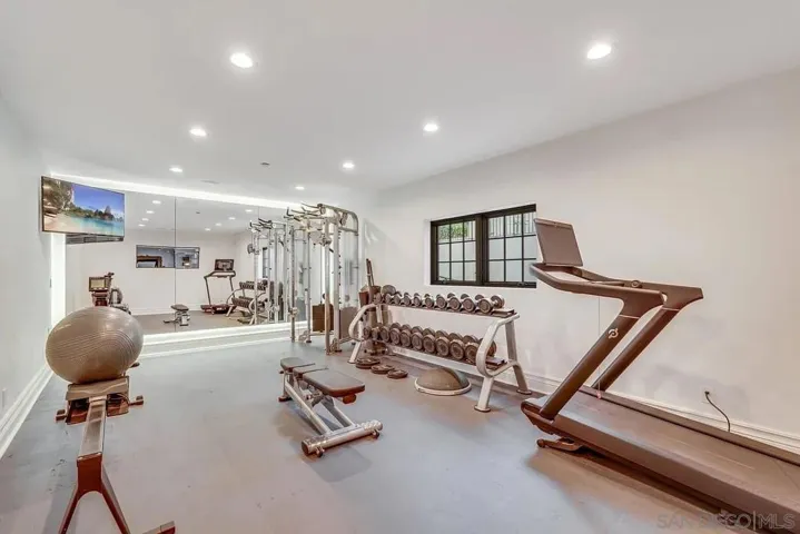 5342 Chelsea, La Jolla, California 92037