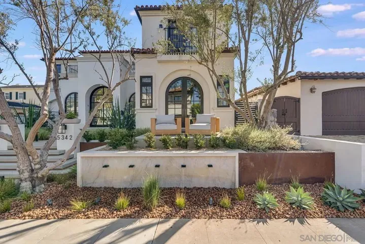 5342 Chelsea, La Jolla, California 92037
