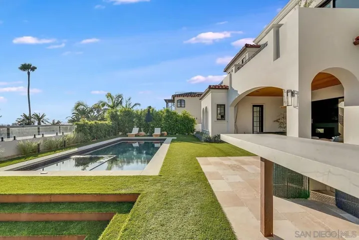 5342 Chelsea, La Jolla, California 92037