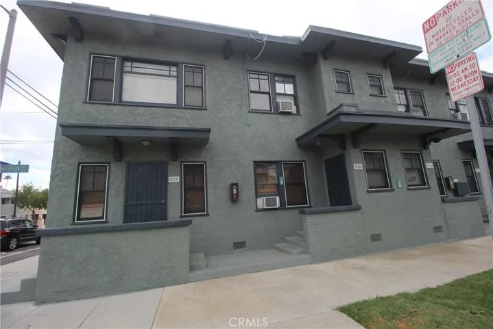 216 Esperanza, Long Beach, California 90802