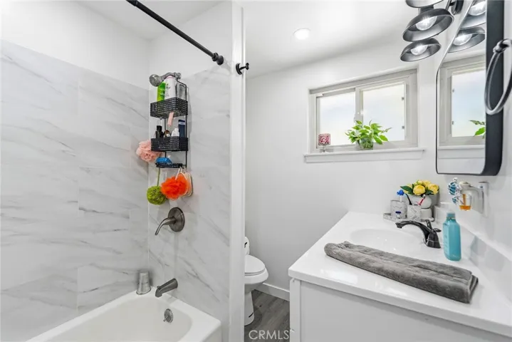 1013 N Lyman, Covina, California 91724