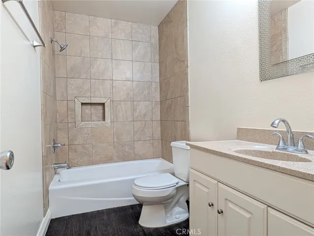 2932 N Cottonwood Street 9, Orange, California 92865