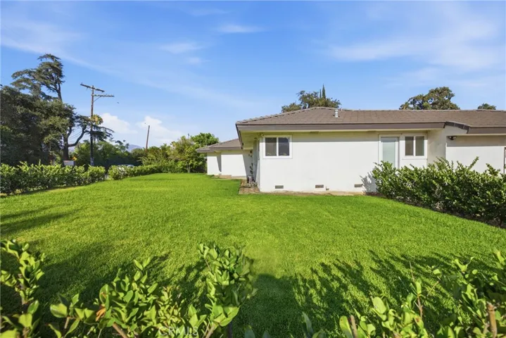 384 Colorado, Arcadia, California 91007