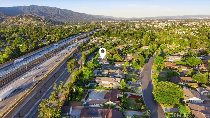 384 Colorado, Arcadia, California 91007