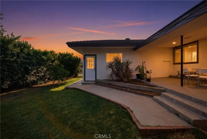 384 Colorado, Arcadia, California 91007