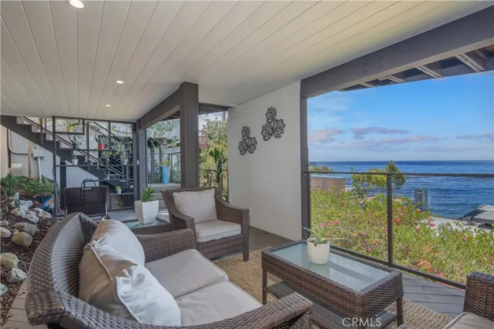 Downstairs deck