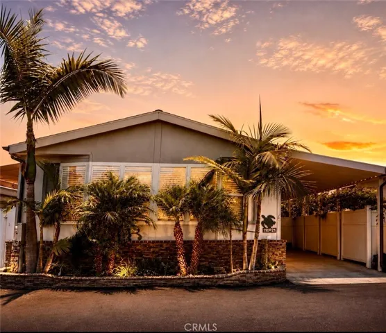 16421 Haiku Lane, Huntington Beach, California 92649