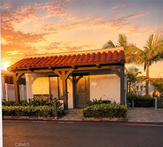 16421 Haiku Lane, Huntington Beach, California 92649
