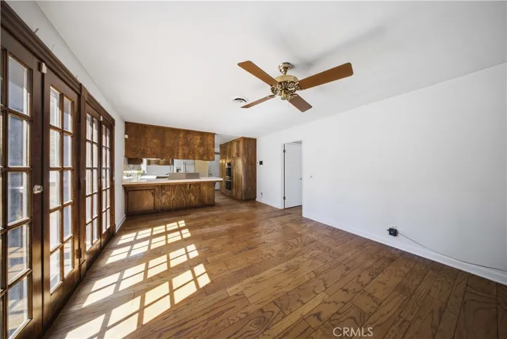 43944 Halcom, Lancaster, California 93536