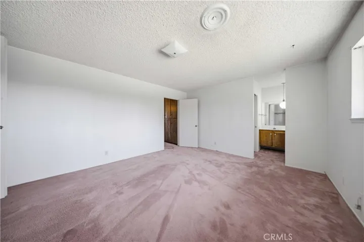 43944 Halcom, Lancaster, California 93536