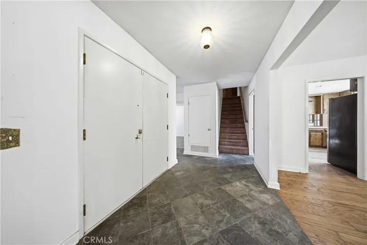 43944 Halcom, Lancaster, California 93536