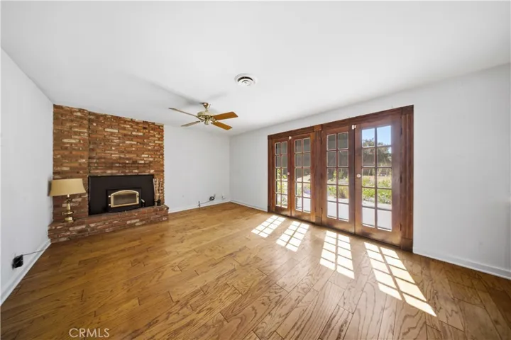 43944 Halcom, Lancaster, California 93536