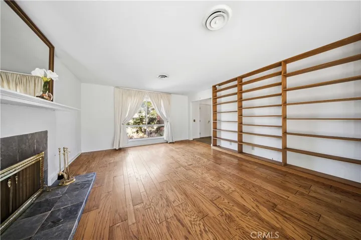 43944 Halcom, Lancaster, California 93536