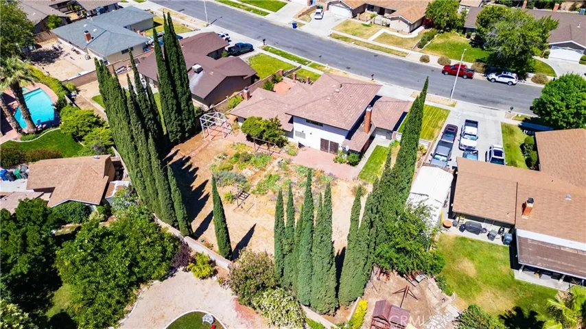 43944 Halcom, Lancaster, California 93536