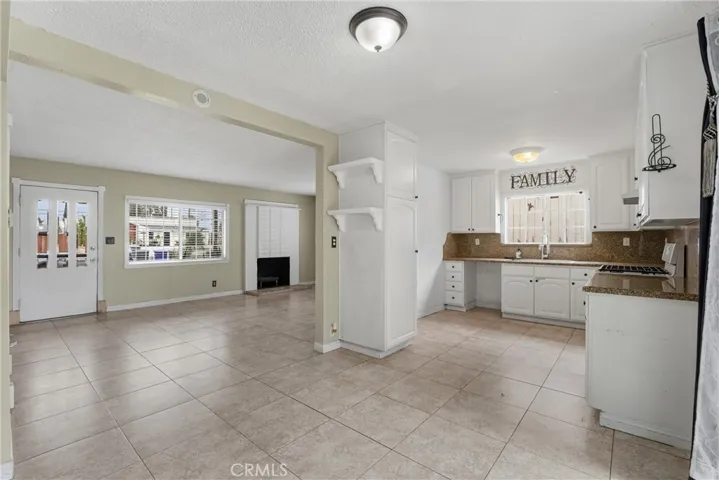 Additional angle of open and welcoming living room