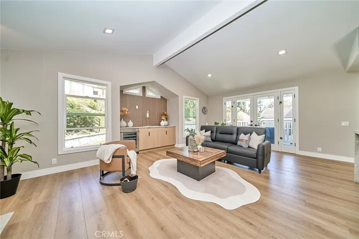 10392 Shadyridge, North Tustin, California 92705