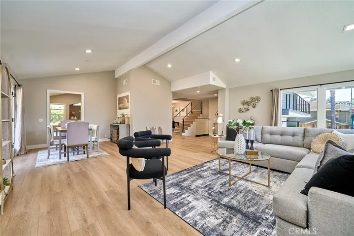 10392 Shadyridge, North Tustin, California 92705