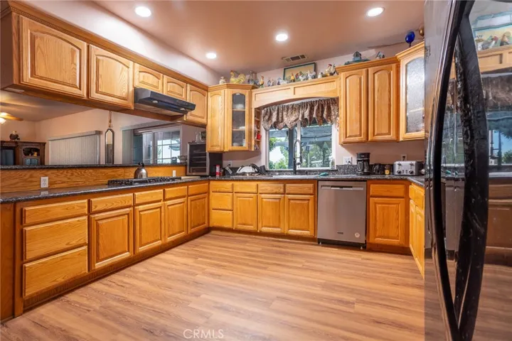 1220 Smoke Tree, Pinon Hills, California 92372