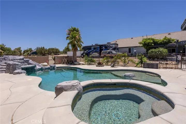 Pool,Spa