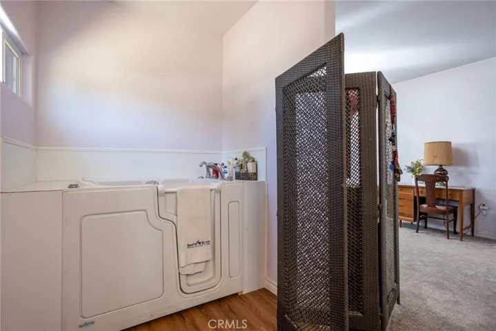 Master Bedroom Safe Step Tub