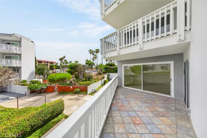 650 The Village #108, Redondo Beach, California 90277