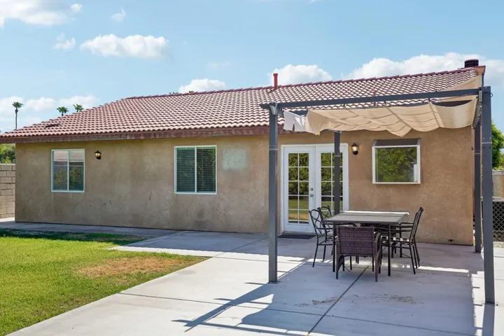 31-web-or-mls-Cathedral Cyn-S2006-031