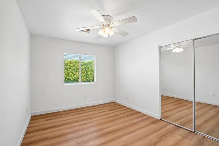 23-web-or-mls-Cathedral Cyn-S2006-023