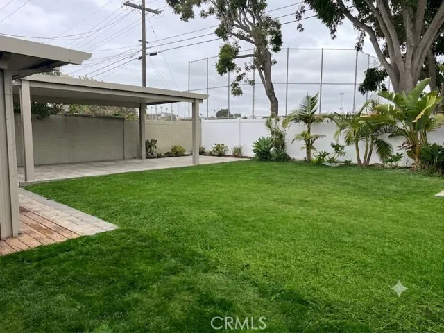 886 Joann Street, Costa Mesa, California 92627