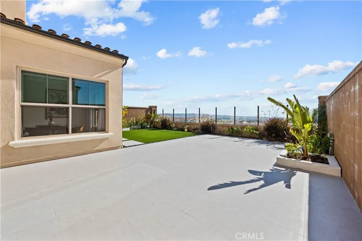 103 Eversedge, Irvine, California 92618
