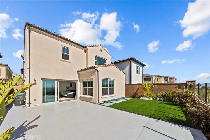 103 Eversedge, Irvine, California 92618