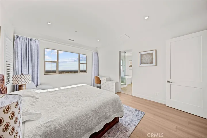 103 Eversedge, Irvine, California 92618