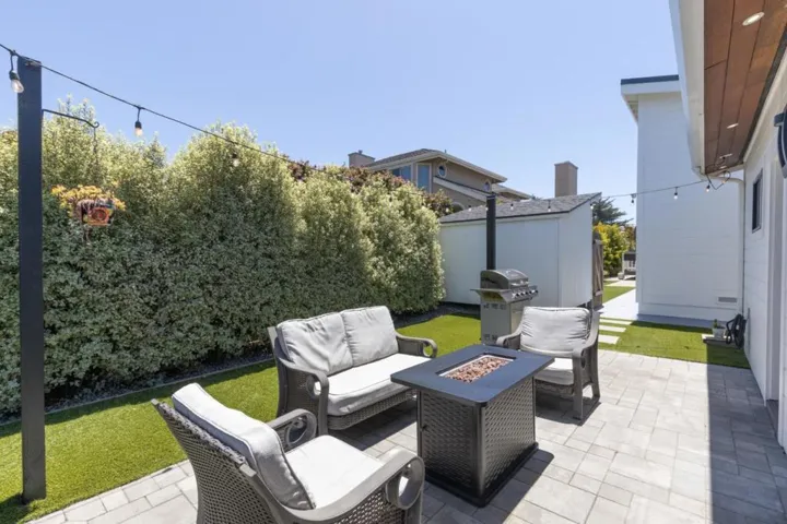 201 Miramontes Avenue, Half Moon Bay, California 94019