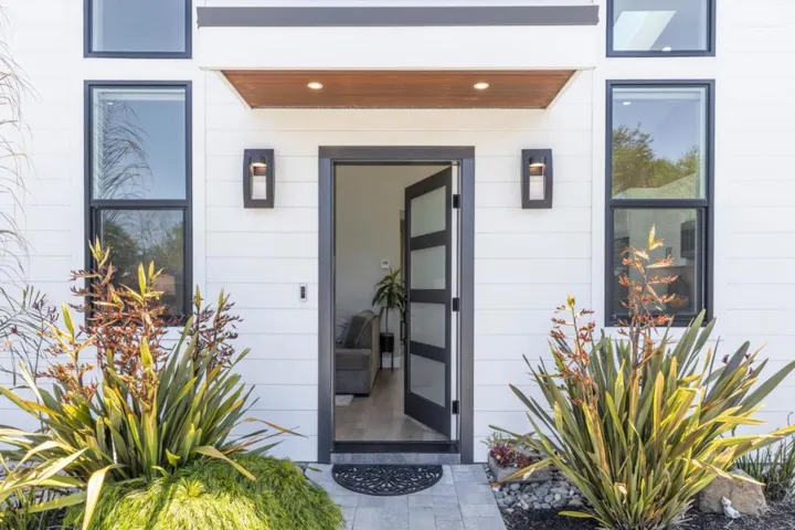 201 Miramontes Avenue, Half Moon Bay, California 94019