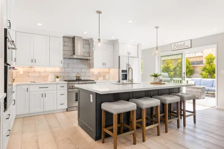 201 Miramontes Avenue, Half Moon Bay, California 94019