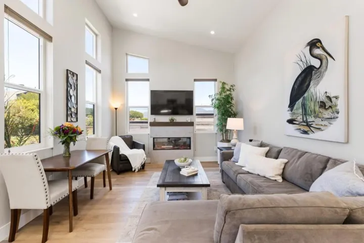 201 Miramontes Avenue, Half Moon Bay, California 94019