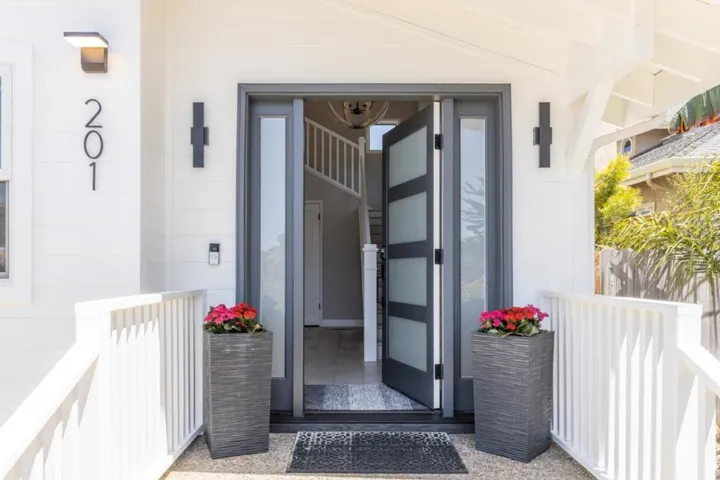 201 Miramontes Avenue, Half Moon Bay, California 94019