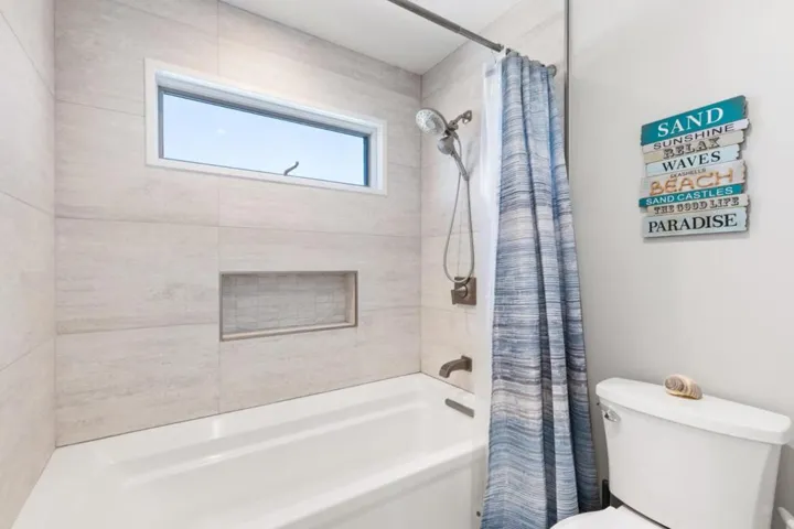 201 Miramontes Avenue, Half Moon Bay, California 94019