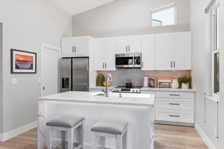 201 Miramontes Avenue, Half Moon Bay, California 94019